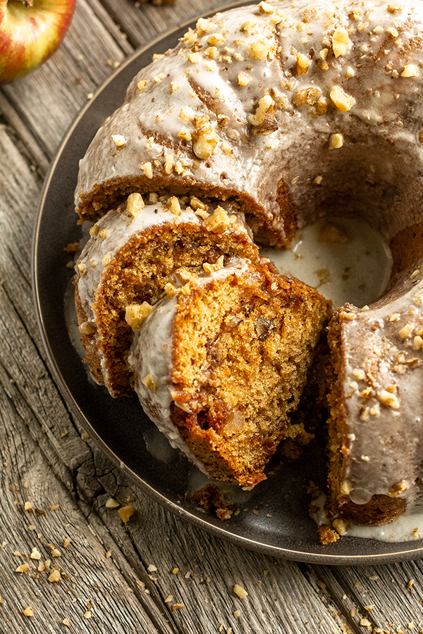 Cinnamon Apple Streusel Cake {spelt}