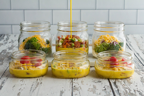 5 Minute Meal Prep Mason Jar Omelettes - Nourished by Nic